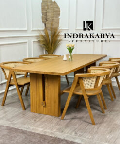 Alenong Cane Dining Set