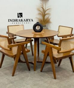 Arravi Cane Round Dining Set -2