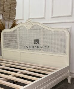 Eropan Classic Rattan Bed 3