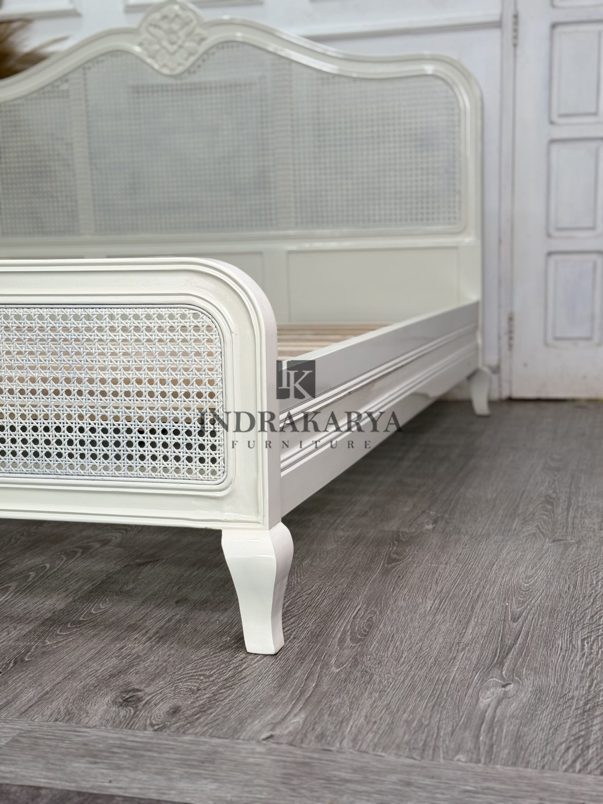 Eropan Classic Rattan Bed 4