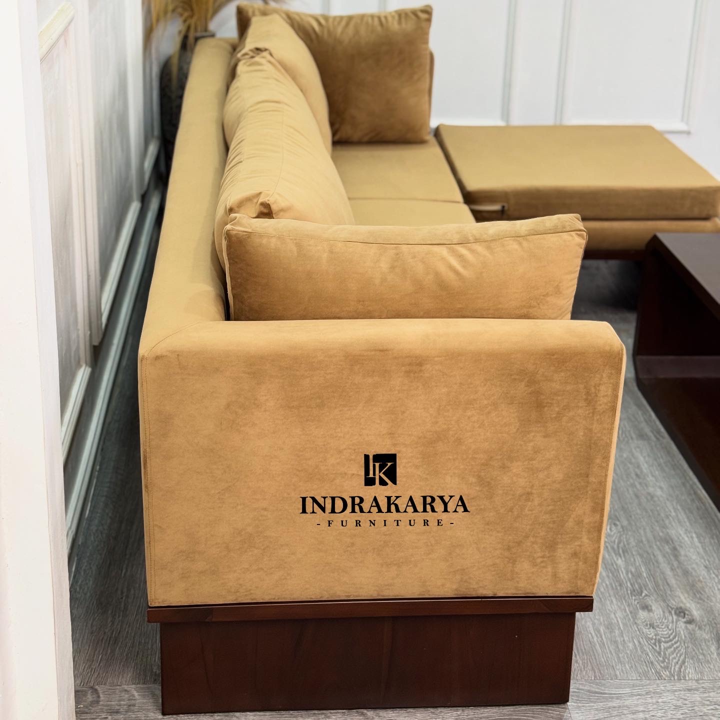 Indrayana Living Sofa 4