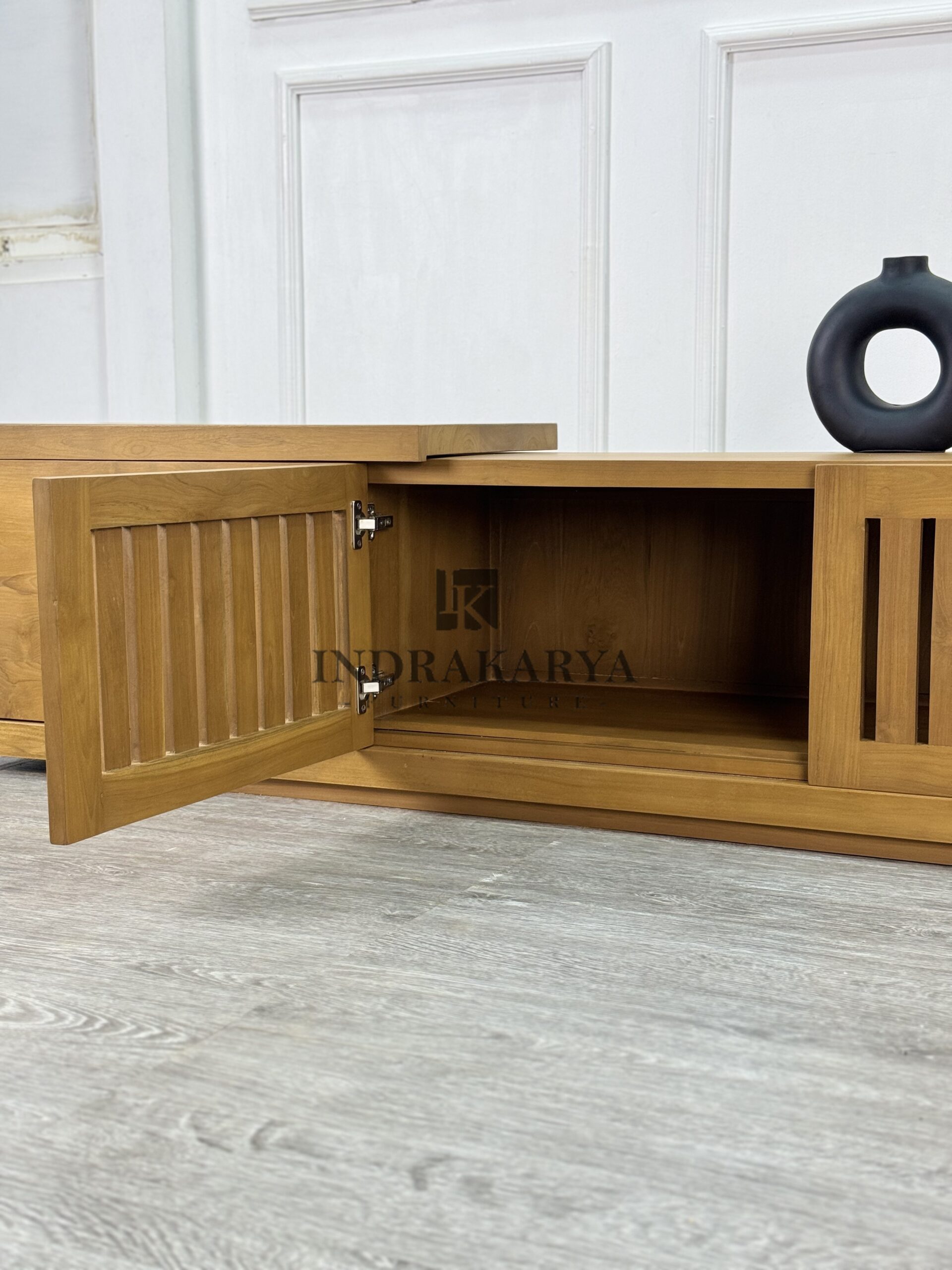 Linear Slat Tv Console 4