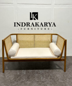 Narayana Cane Bench