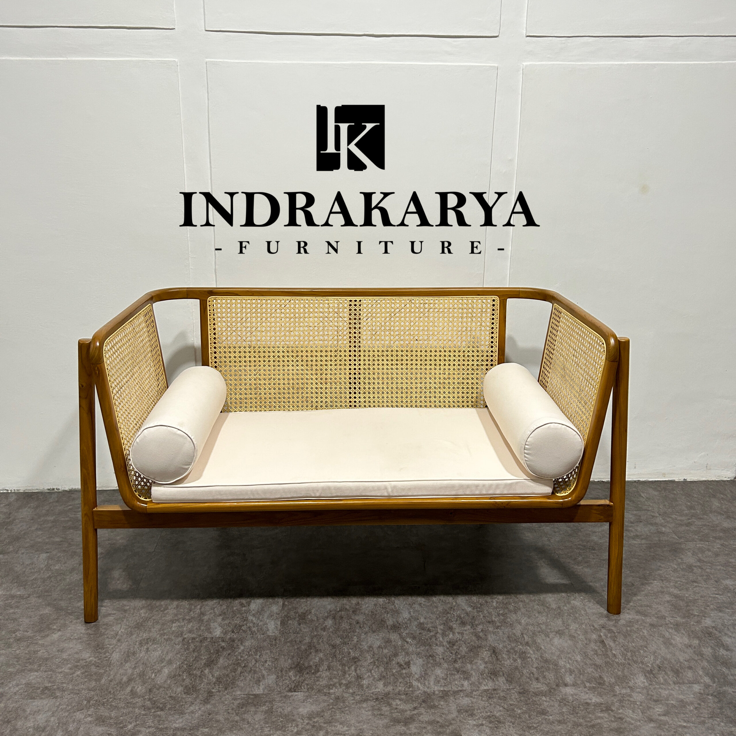 Narayana Cane Bench