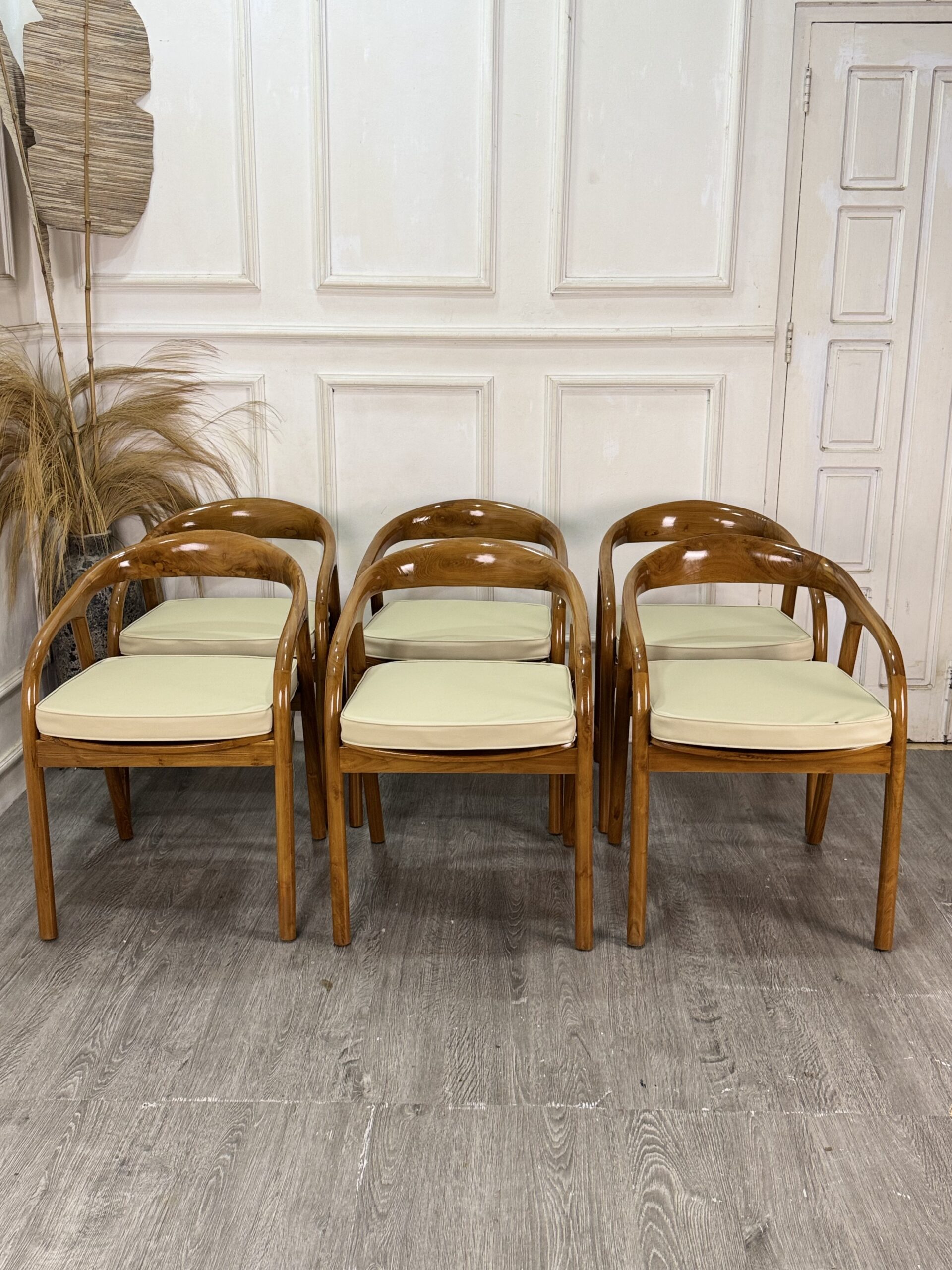 Pinshome Teak Chair -2