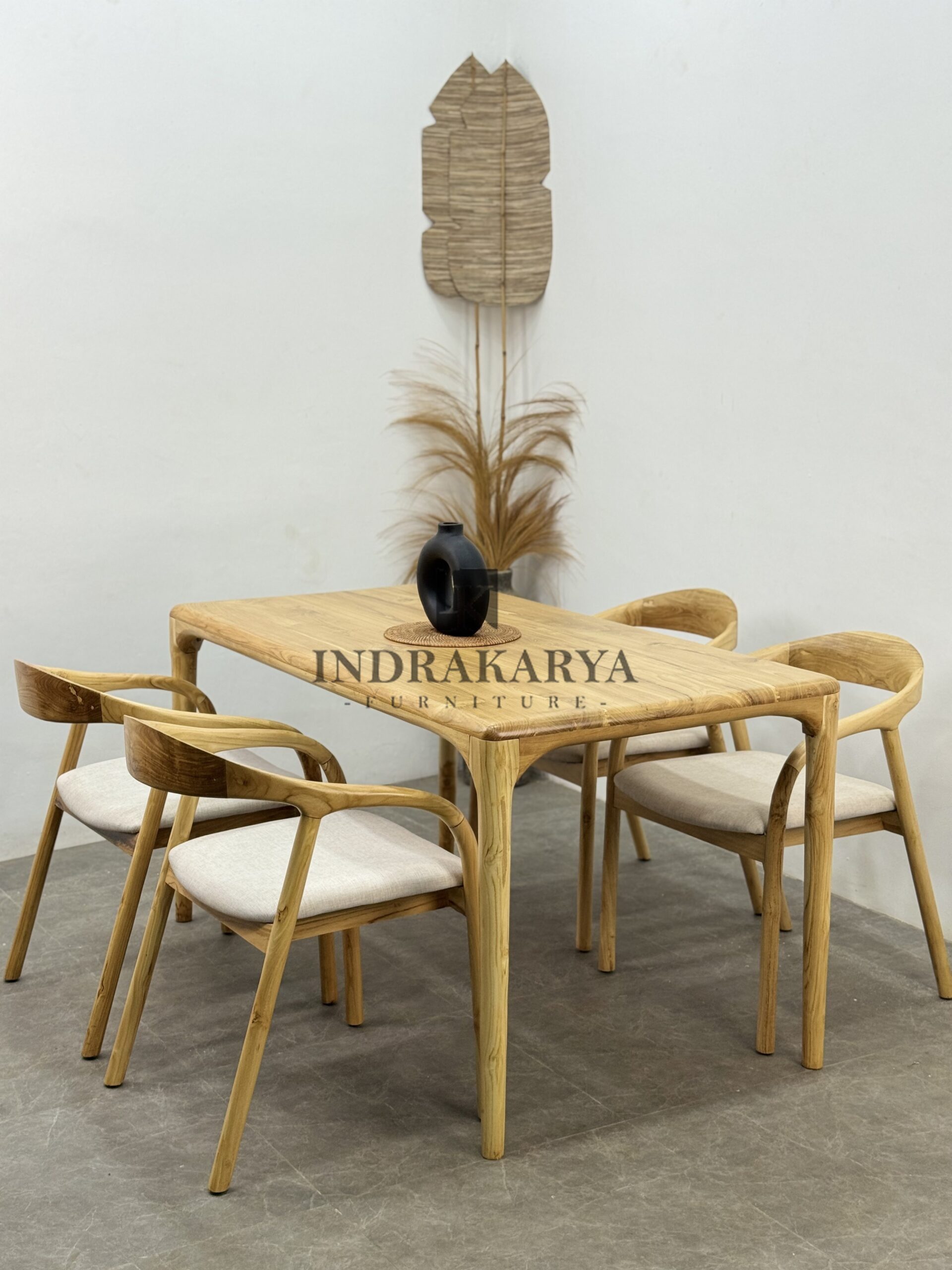 Pinshome Teak Dining Table -2