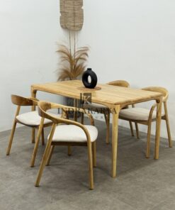 Pinshome Teak Dining Table