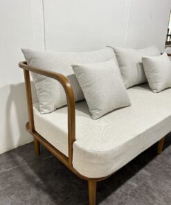 Rengganis Modern Bench 5
