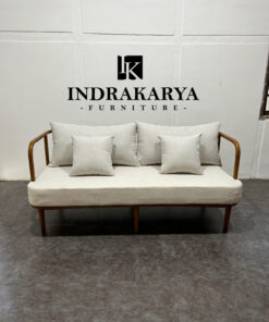 Rengganis Modern Bench
