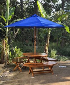 Round Patio Table with Umbrella Port