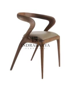 Lesung Teakwood Chair